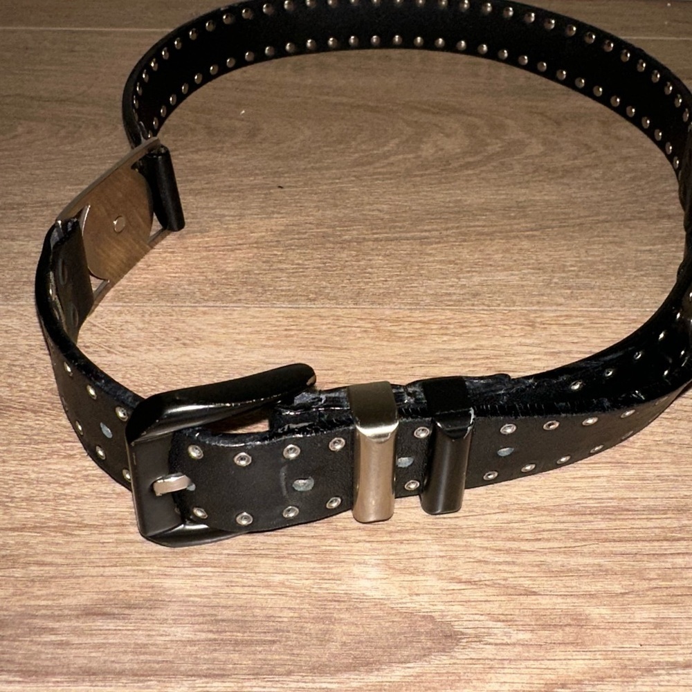 Gianni Versace Vintage Medusa Black Leather Belt with Silver Accents size 30 - Picture 12 of 13